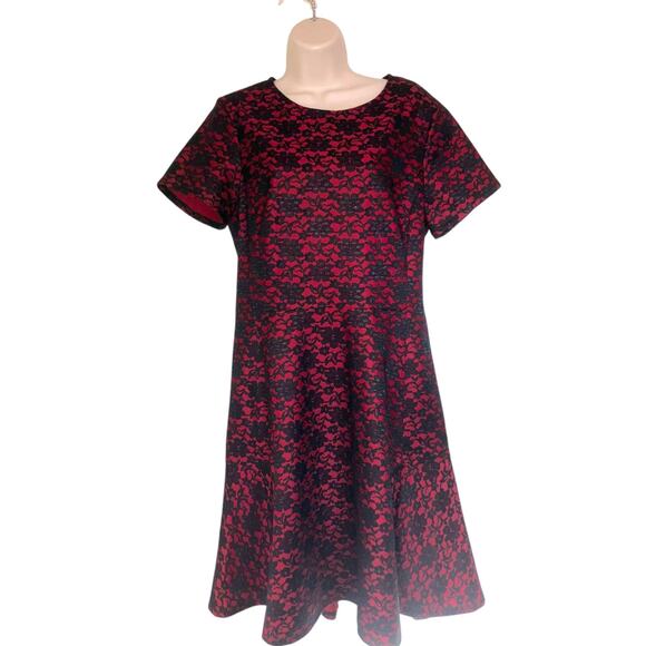 NWT Betsey Johnson Red and Black Lace Fit and Flare Skater Dress-14 - Picture 6 of 16